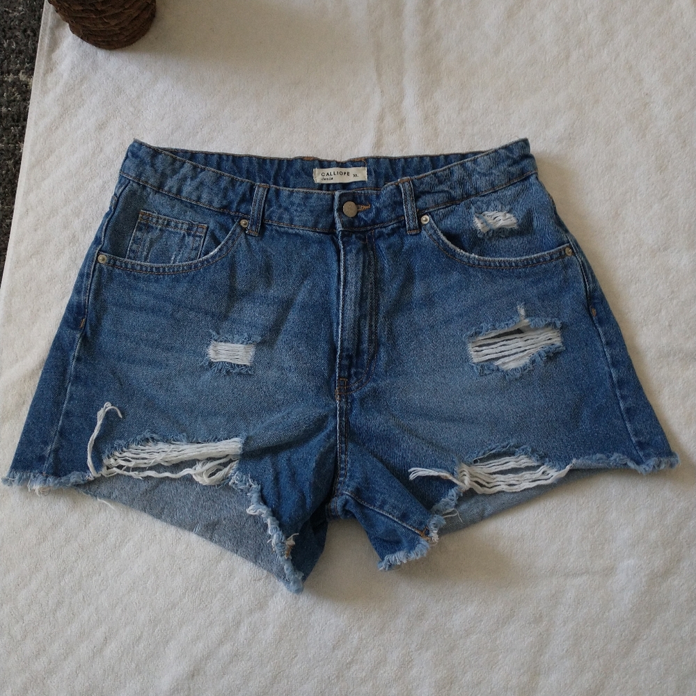 CALLIOPE denim short XL.     C